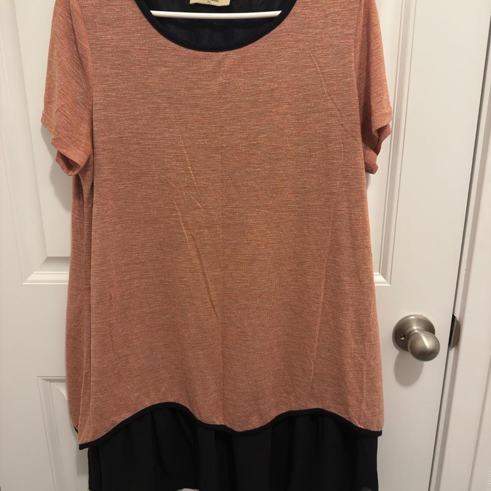 Timeson Womens XL Short Sleeve‎ Tunic Top Heather Coral Pink Black Layered Hem